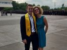 sans son uniforme, Boris assiste avec Nina � la cl�ture de sa promotion � Polytechnique