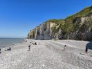 les falaises, la mer... et les galets 