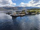 en soir�e nous embarquons � bord du Renaissance d'o� nous jetons ce dernier regard sur Alesund